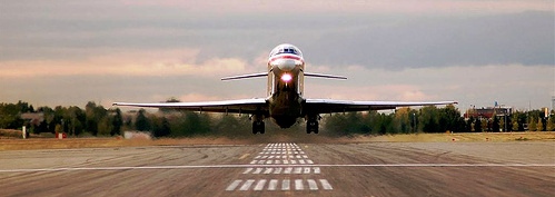 avion aterrizando en varsovia